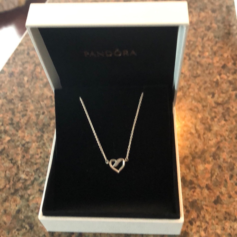 Pandora dreams of love necklace